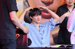 เอสเอ็ม ทรู ร่วมมือกับ ช้อปปี้ พา KAI (ไค) ใกล้ชิดแฟนคลับชาวไทยสมการรอคอย! ในกิจกรรมแจกลายเซ็นสุดเอ็กซ์คลูซีฟครั้งแรกในประเทศไทย Shopee x KAI 'Wait On Me' FANSIGN EVENT